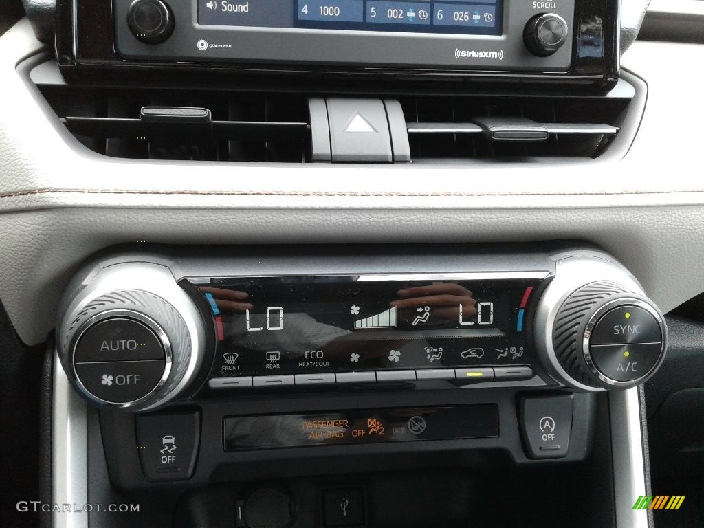 2021 Toyota RAV4 XLE Controls Photo #142346602