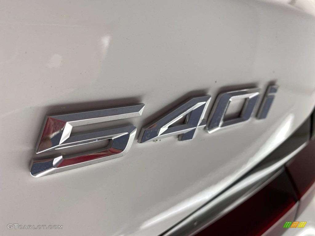2021 5 Series 540i Sedan - Alpine White / Black photo #8