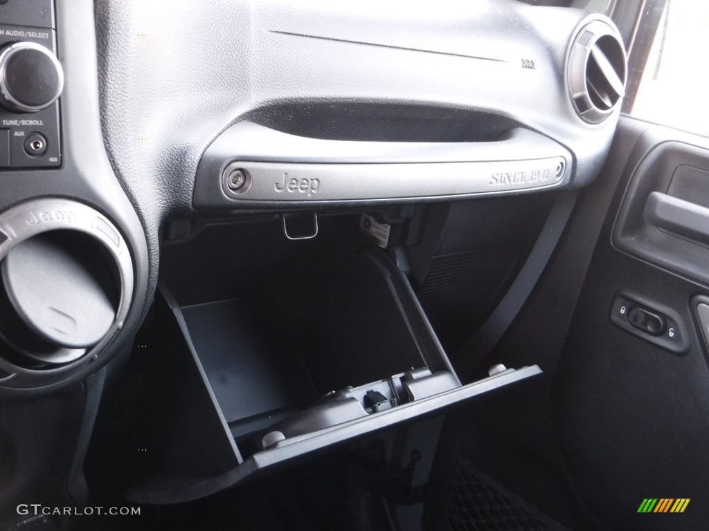 2014 Wrangler Sport 4x4 - Anvil / Black photo #20