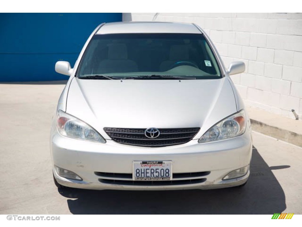 2003 Camry XLE - Lunar Mist Metallic / Stone photo #7