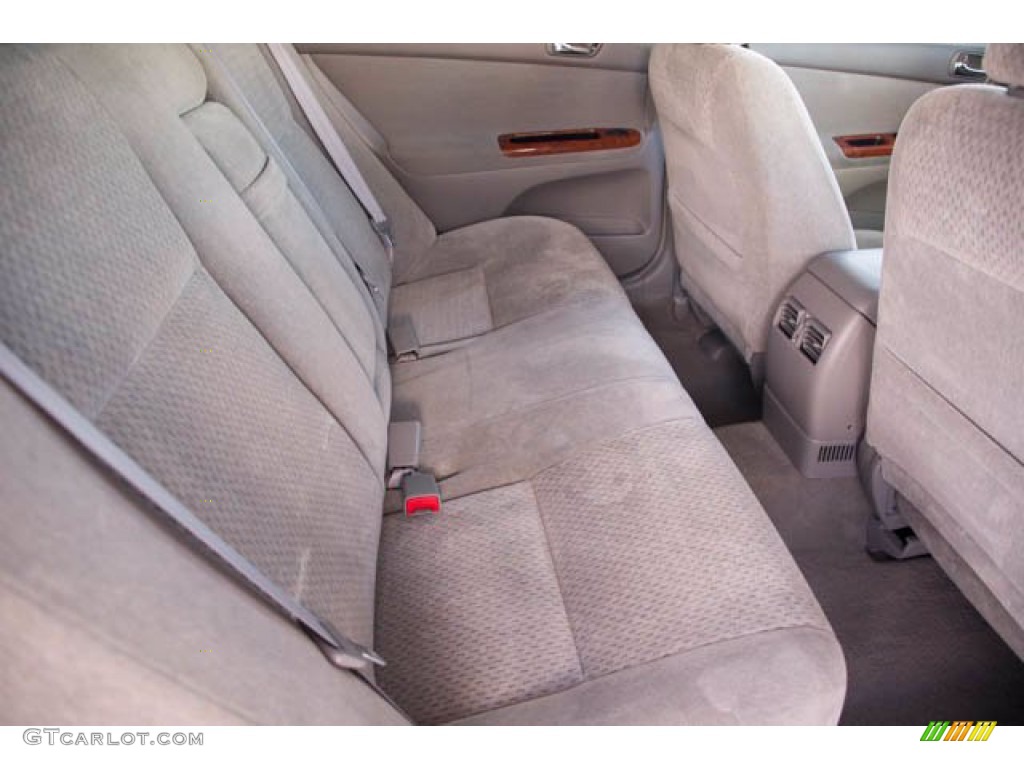 2003 Camry XLE - Lunar Mist Metallic / Stone photo #18