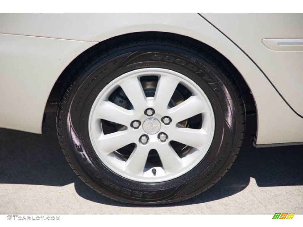 2003 Camry XLE - Lunar Mist Metallic / Stone photo #29