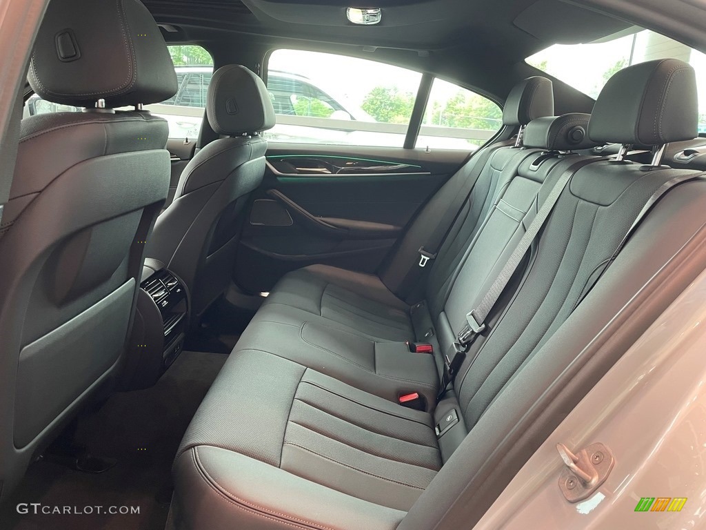 2021 5 Series 530i xDrive Sedan - Glacier Silver Metallic / Black photo #4