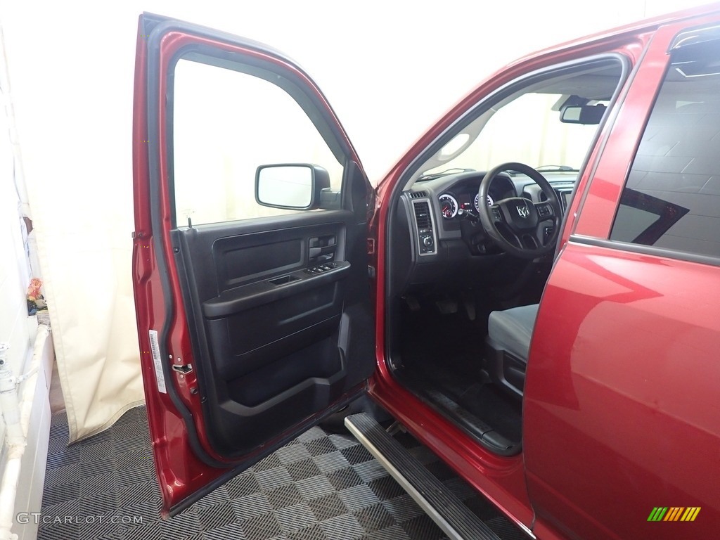 2015 1500 Express Crew Cab 4x4 - Deep Cherry Red Crystal Pearl / Black/Diesel Gray photo #15