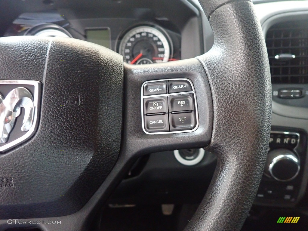 2015 Ram 1500 Express Crew Cab 4x4 Black/Diesel Gray Steering Wheel Photo #142356999