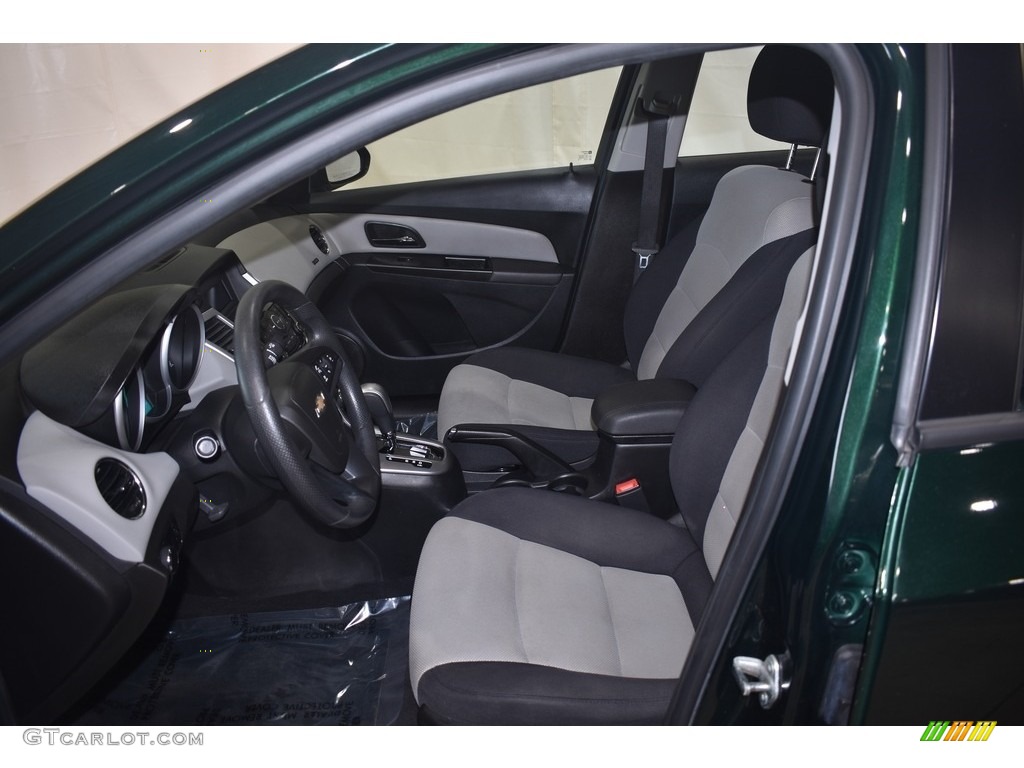2014 Cruze LS - Rainforest Green Metallic / Jet Black/Medium Titanium photo #6