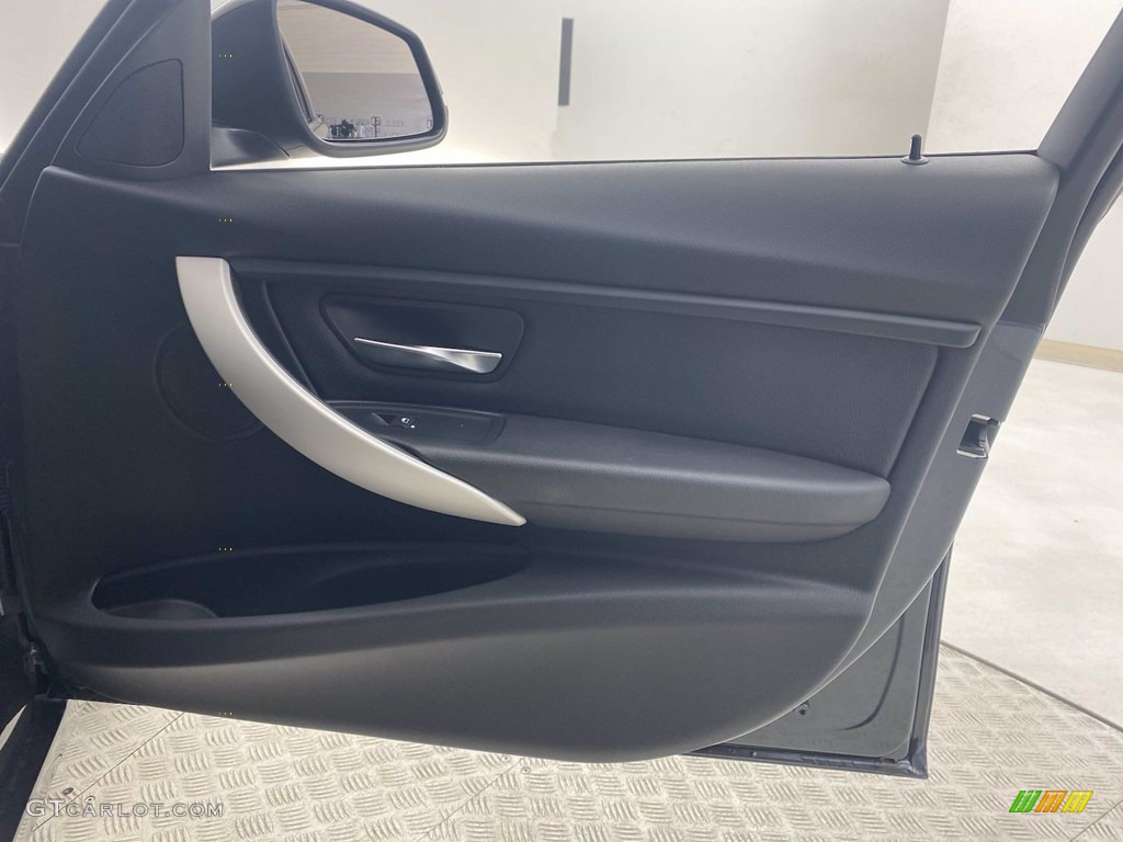 2018 3 Series 320i xDrive Sedan - Mineral Grey Metallic / Black photo #32