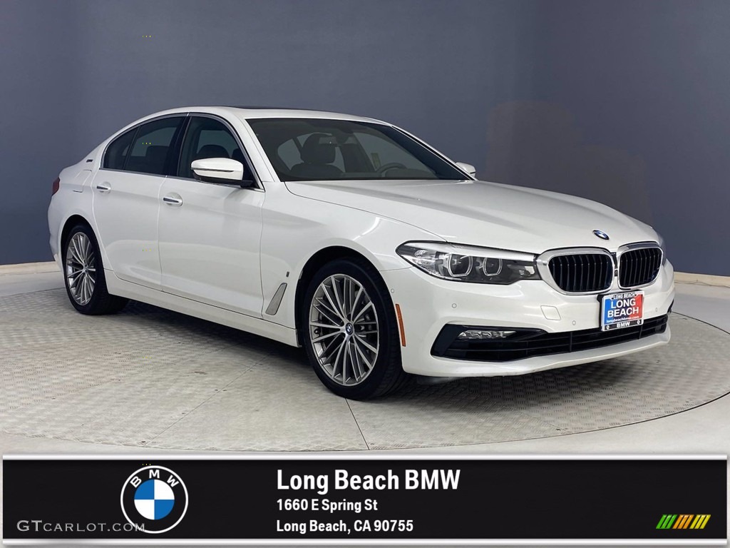 2018 5 Series 530e iPerfomance Sedan - Mineral White Metallic / Black photo #1