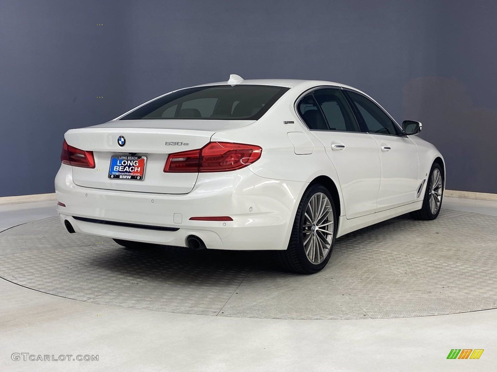2018 5 Series 530e iPerfomance Sedan - Mineral White Metallic / Black photo #5
