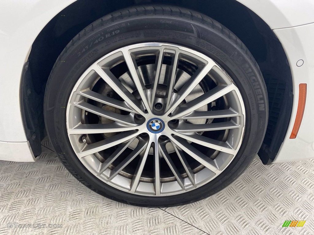 2018 5 Series 530e iPerfomance Sedan - Mineral White Metallic / Black photo #6