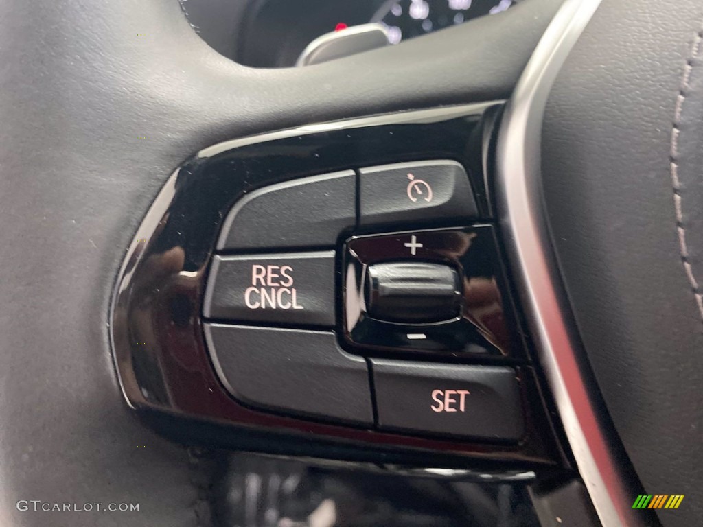 2018 5 Series 530e iPerfomance Sedan - Mineral White Metallic / Black photo #19