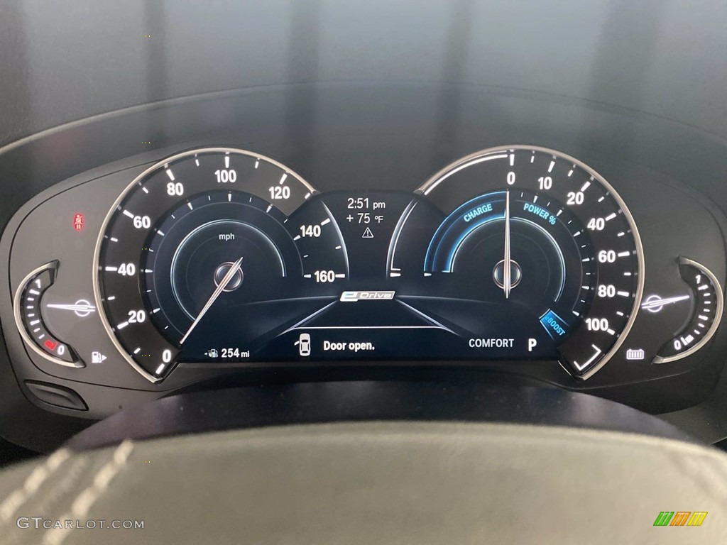 2018 5 Series 530e iPerfomance Sedan - Mineral White Metallic / Black photo #21