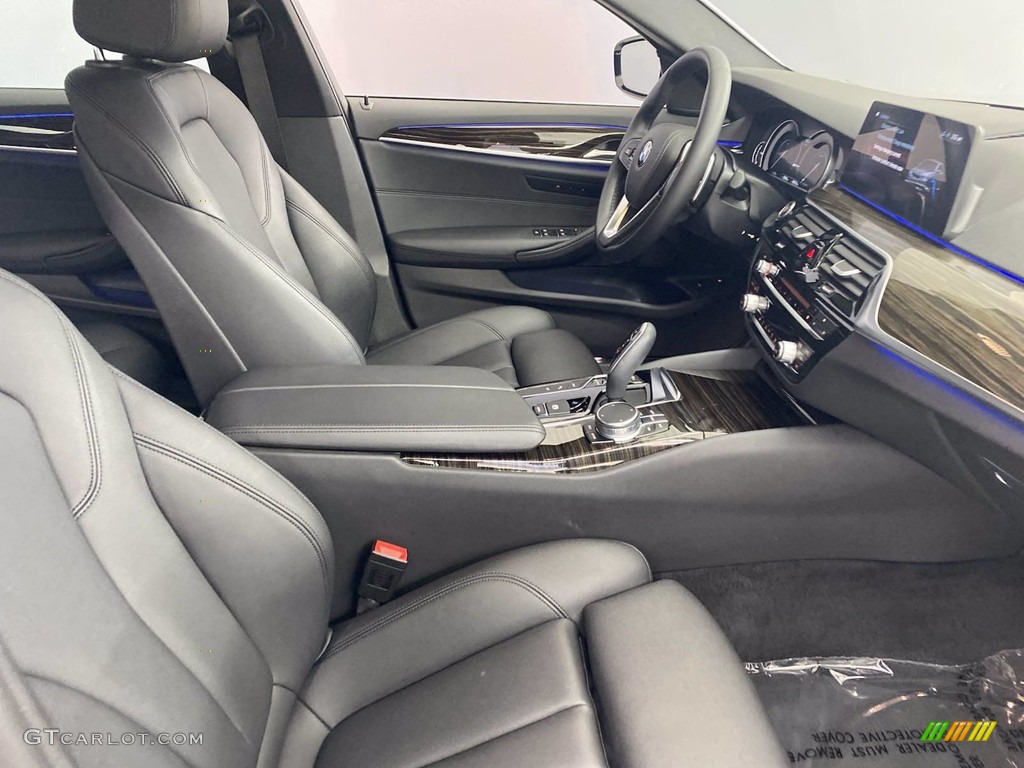 2018 5 Series 530e iPerfomance Sedan - Mineral White Metallic / Black photo #32