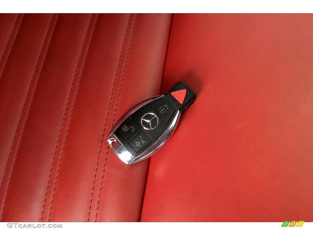 2016 Mercedes-Benz SLK 300 Roadster Keys Photo #142358808