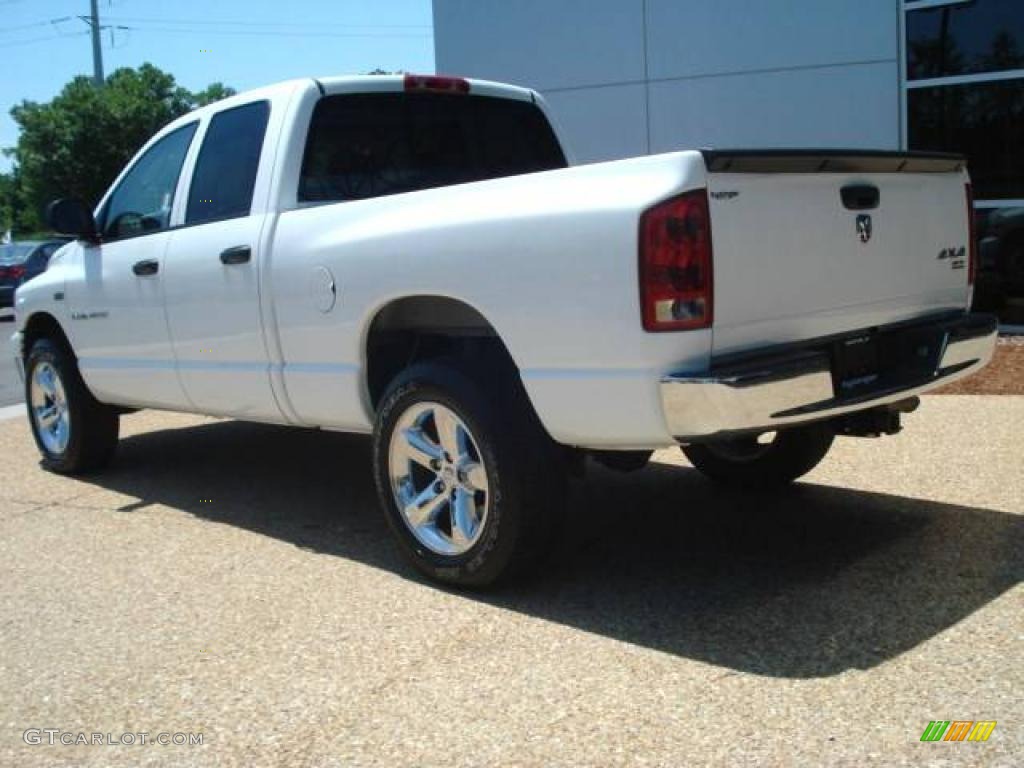 2006 Ram 1500 SLT Quad Cab 4x4 - Bright White / Medium Slate Gray photo #3