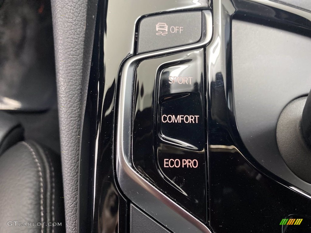 2018 5 Series 540i Sedan - Dark Graphite Metallic / Black photo #28