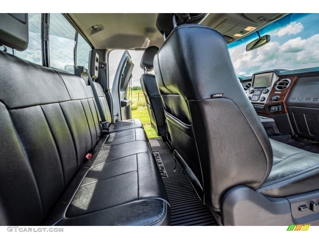 2014 F350 Super Duty Lariat SuperCab 4x4 - Oxford White / Black photo #27