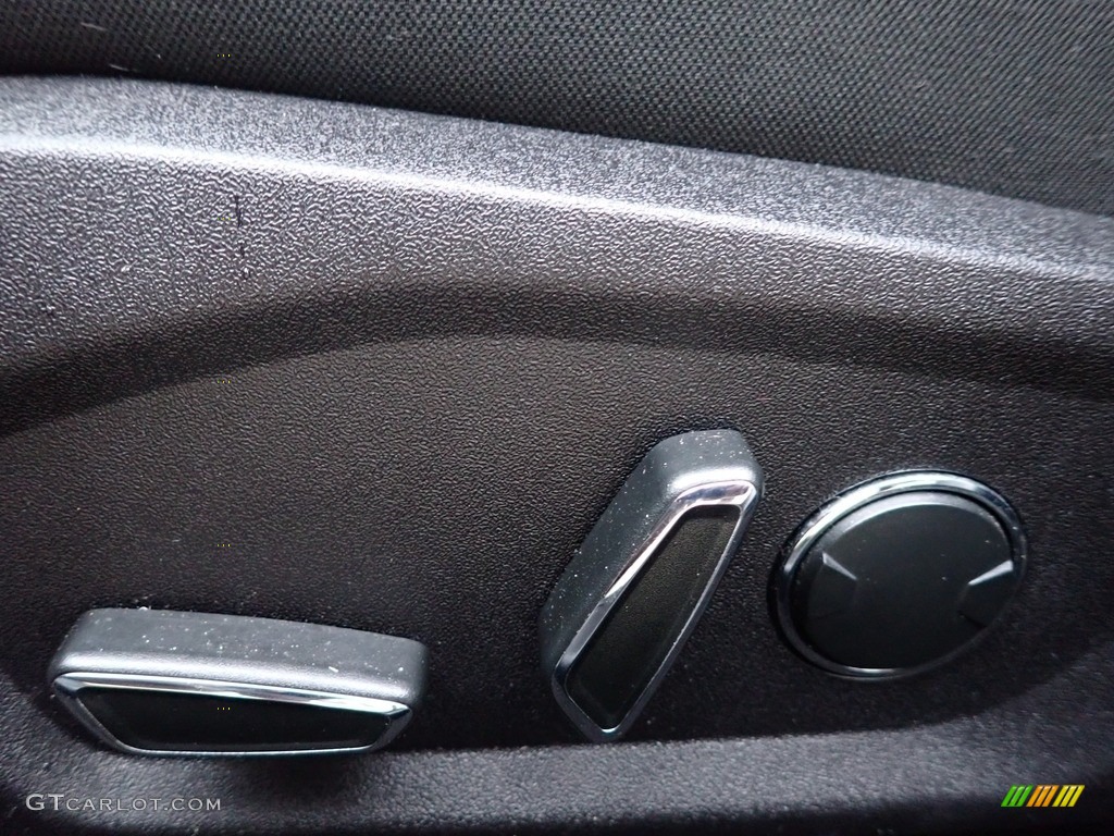 2017 Fusion SE - Ruby Red / Ebony photo #23