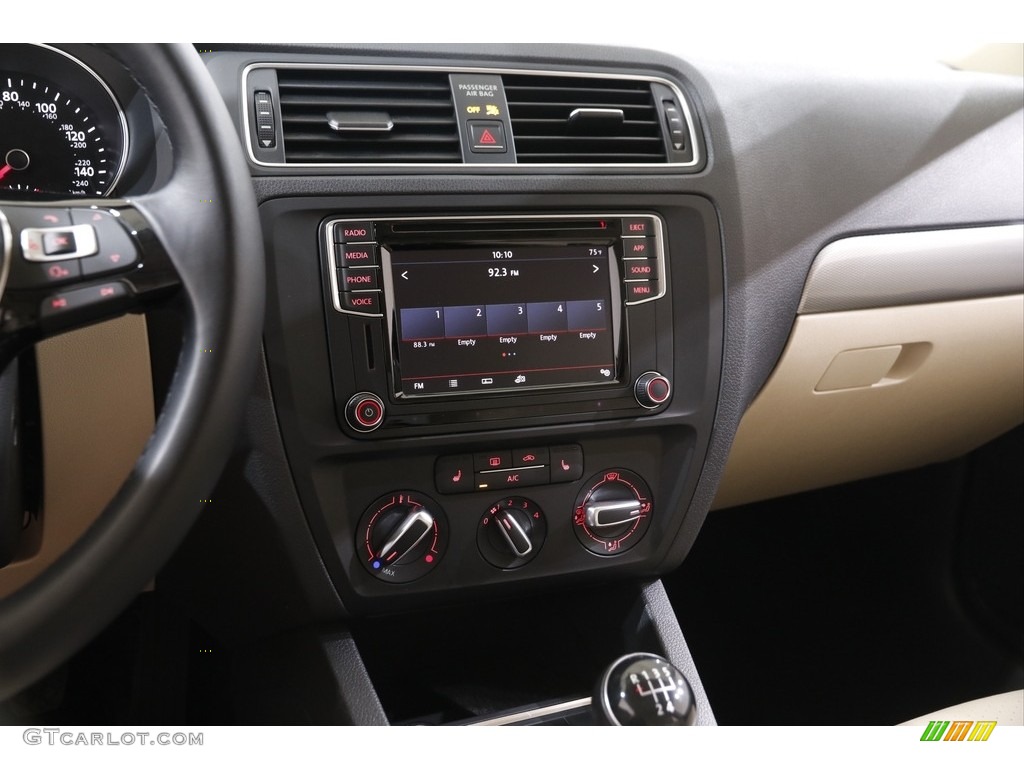 2018 Jetta SE - Pure White / Cornsilk Beige photo #9