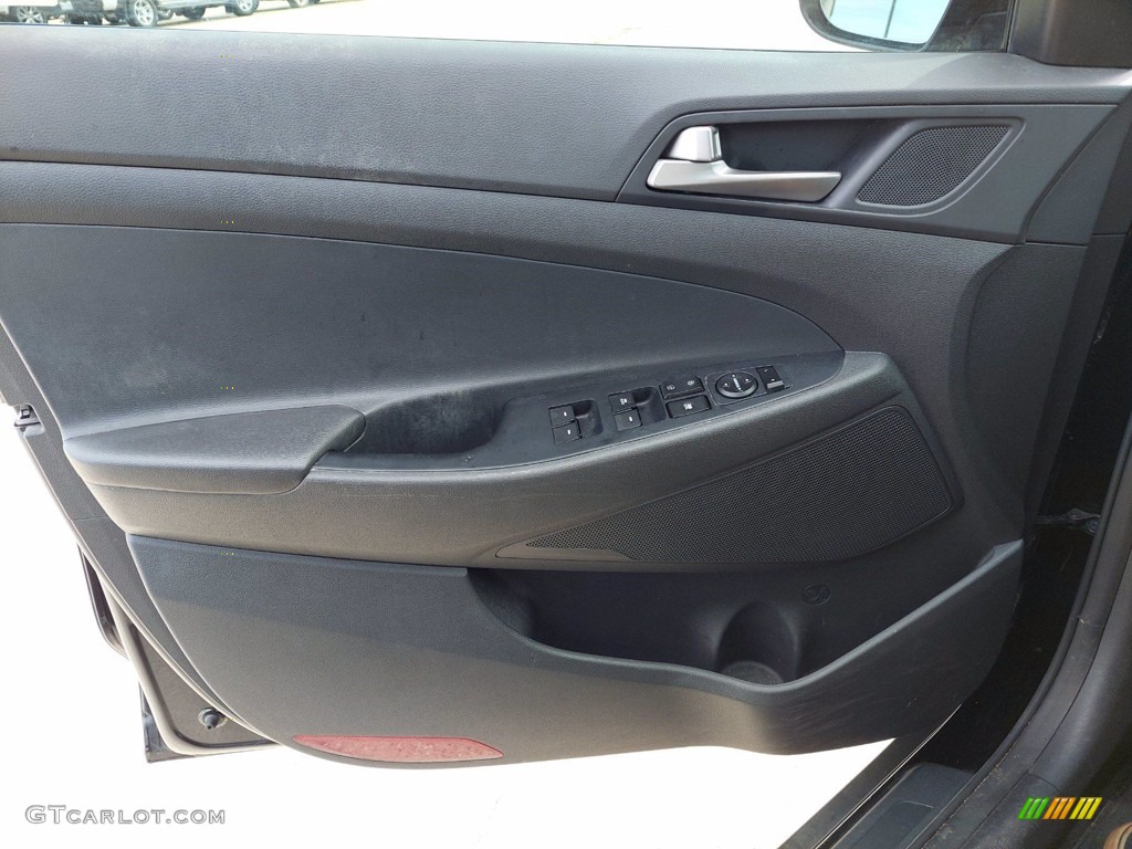 2018 Hyundai Tucson Value Black Door Panel Photo #142365725