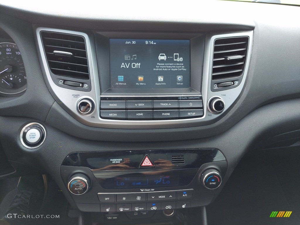 2018 Hyundai Tucson Value Controls Photo #142365873