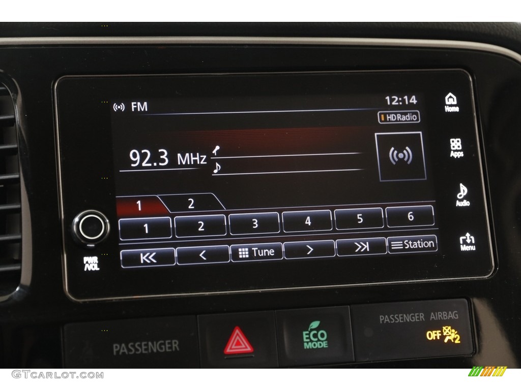 2017 Mitsubishi Outlander SE Audio System Photo #142365989