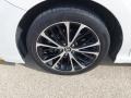 Super White - Camry SE Photo No. 9