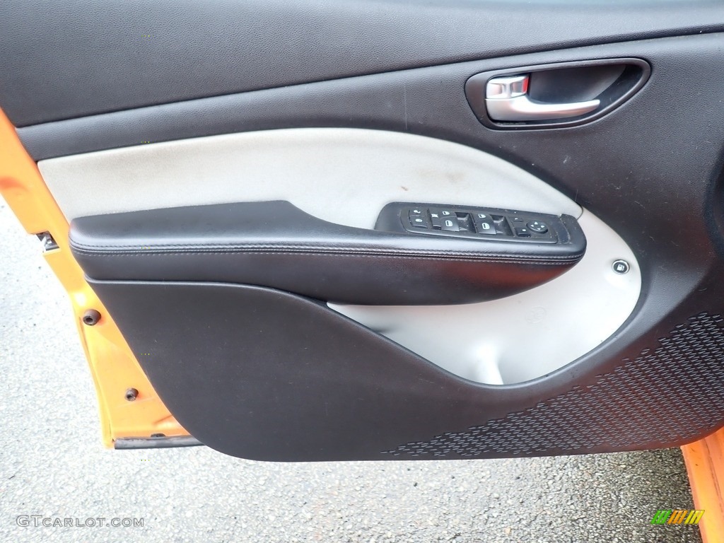 2014 Dart SXT - Header Orange / Black/Light Tungsten photo #14