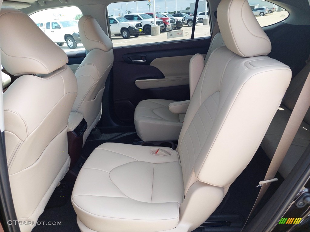 2021 Highlander XLE - Opulent Amber / Harvest Beige photo #10