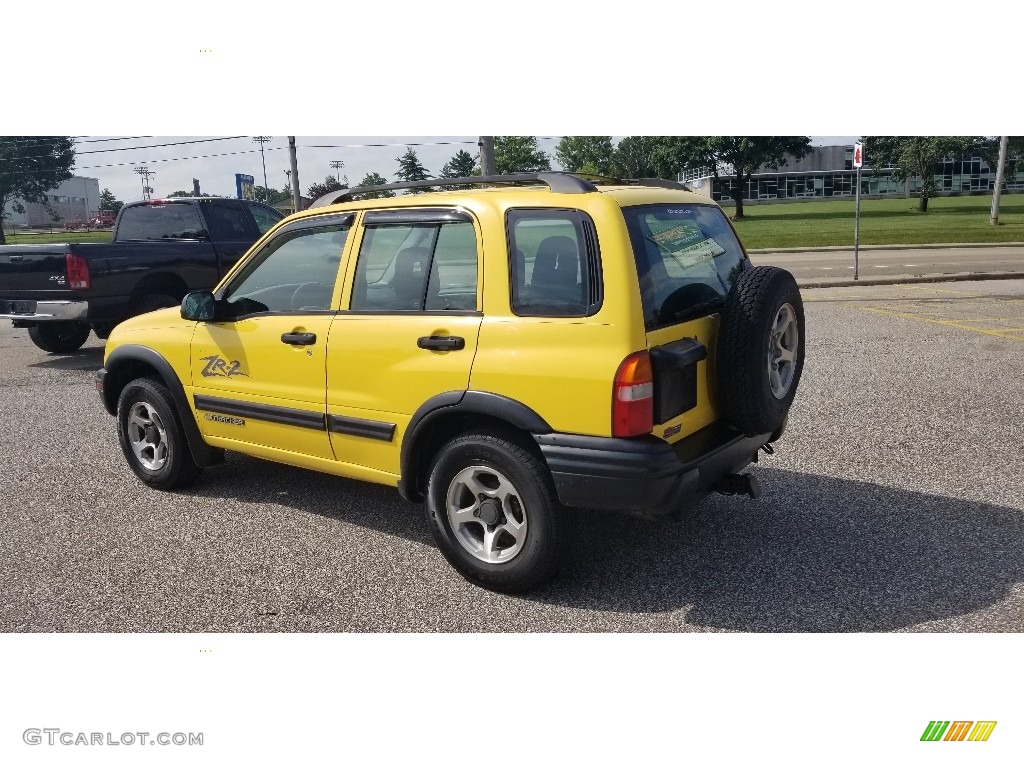 2003 Tracker ZR2 4WD Hard Top - Yellow / Medium Gray photo #3