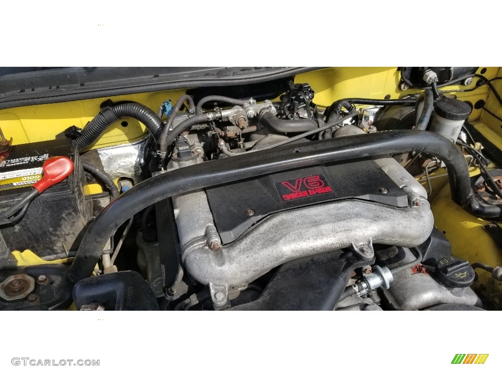 2003 Tracker ZR2 4WD Hard Top - Yellow / Medium Gray photo #16