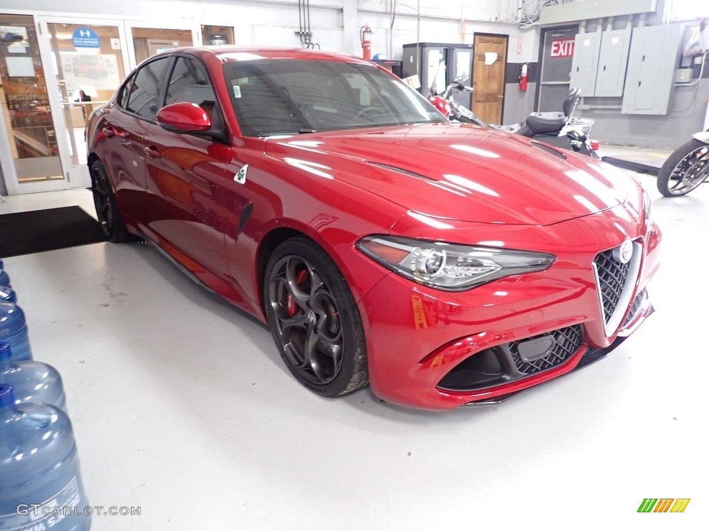 2017 Giulia Quadrifoglio - Rosso Alfa (Red) / Black photo #11