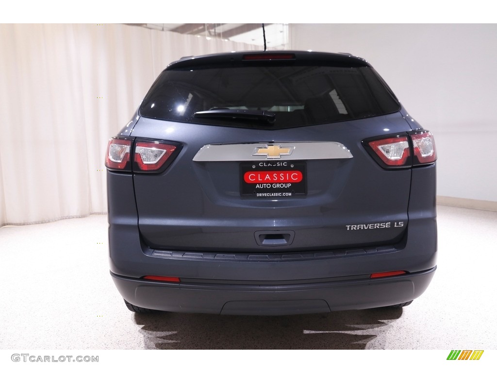 2013 Traverse LS - Cyber Gray Metallic / Dark Titanium/Light Titanium photo #16