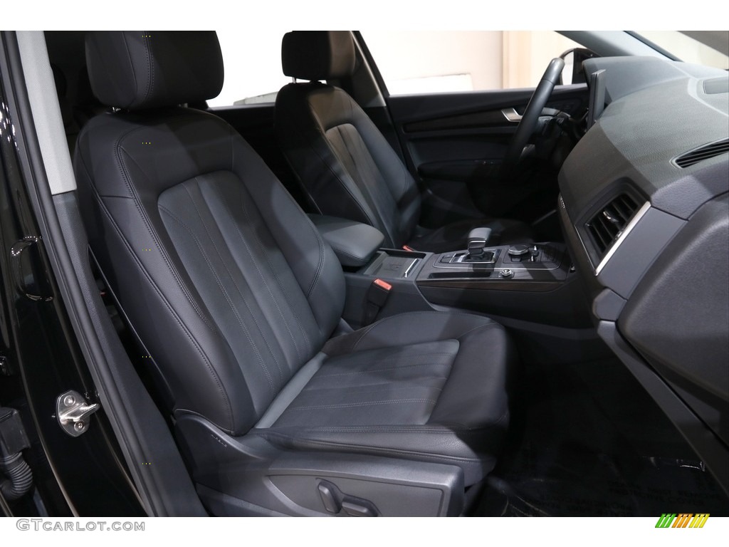 2020 Q5 Premium quattro - Brilliant Black / Black photo #16