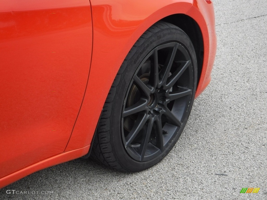 2015 Dart GT - Vitamin C / Black/Ruby Red Accent Stitching photo #11
