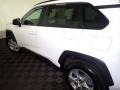 Super White - RAV4 XLE AWD Photo No. 18