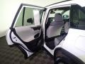 Super White - RAV4 XLE AWD Photo No. 33