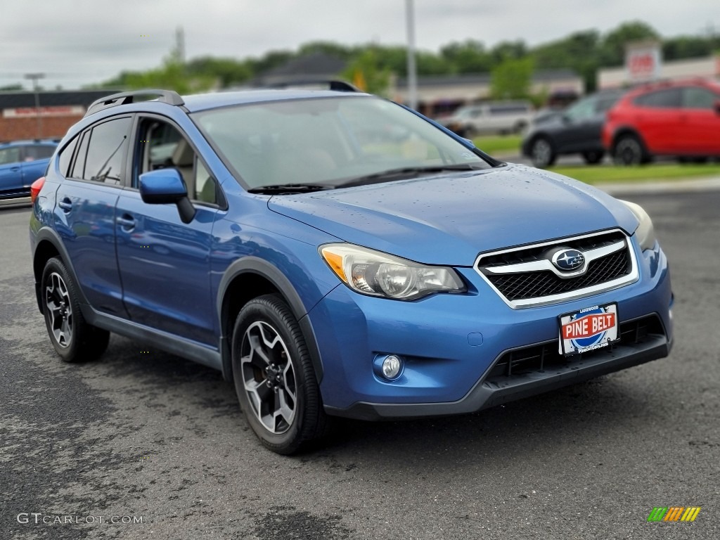 2014 XV Crosstrek 2.0i Limited - Quartz Blue Pearl / Ivory photo #13