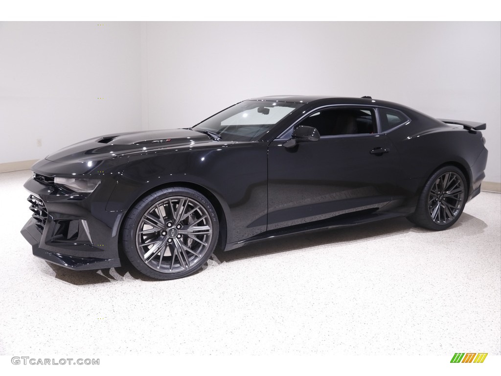 Black 2020 Chevrolet Camaro ZL1 Coupe Exterior Photo #142379389