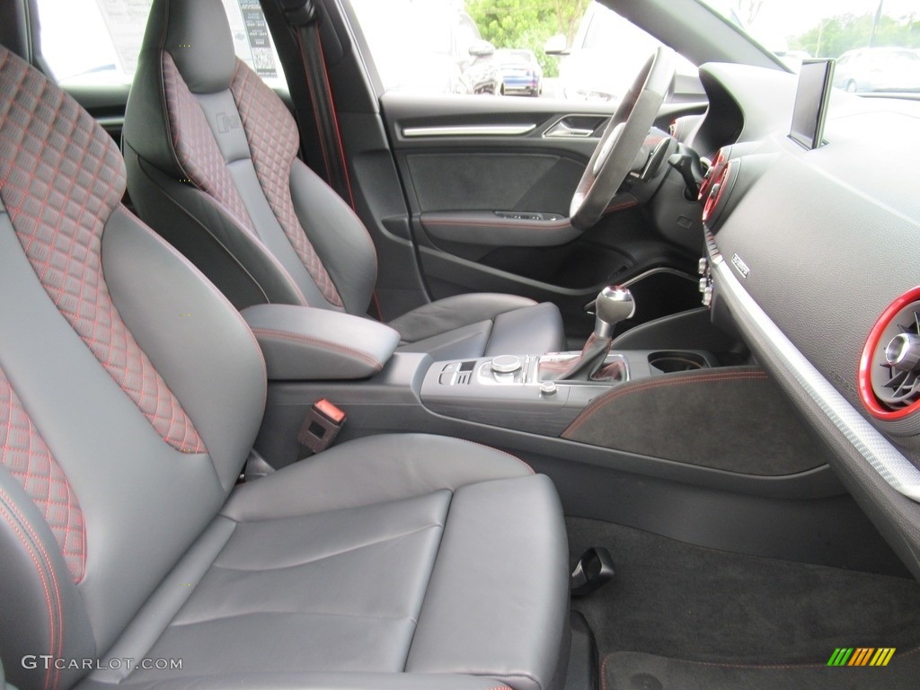 2020 Audi RS 3 quattro Sedan Front Seat Photos