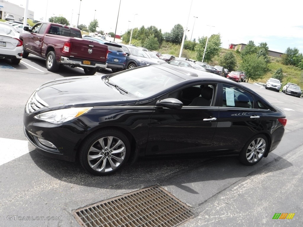 2012 Sonata SE 2.0T - Midnight Black / Gray photo #7