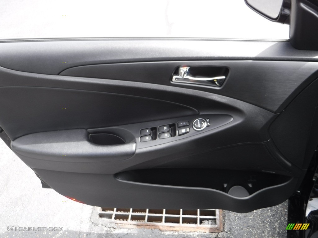 2012 Sonata SE 2.0T - Midnight Black / Gray photo #16