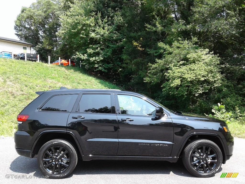 Diamond Black Crystal Pearl 2021 Jeep Grand Cherokee Laredo 4x4 Exterior Photo #142382970