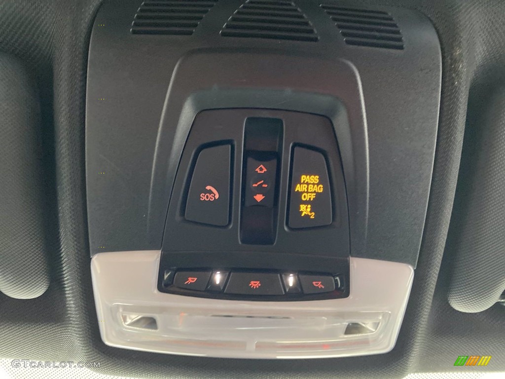 2018 3 Series 330i Sedan - Mineral White Metallic / Black photo #30