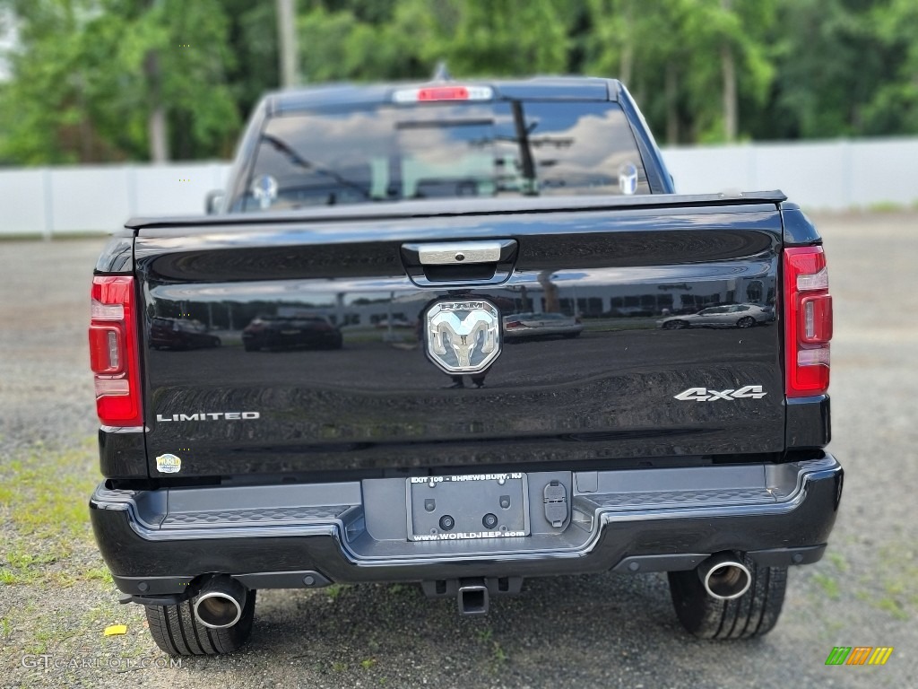 2020 1500 Limited Crew Cab 4x4 - Diamond Black Crystal Pearl / Black photo #4
