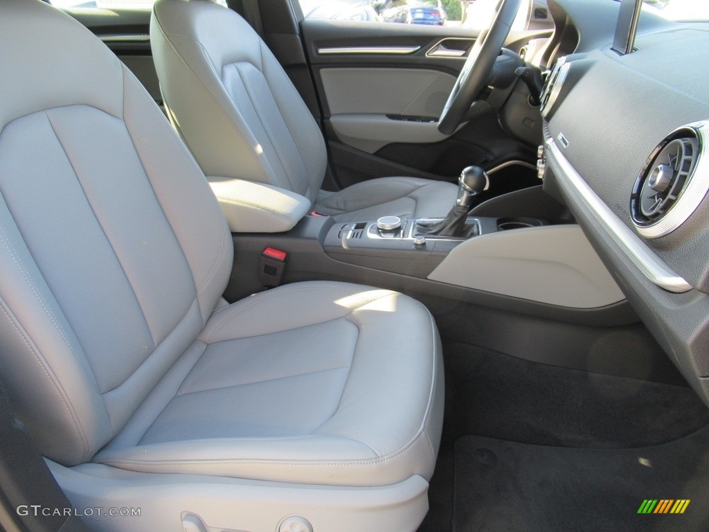 2018 A3 2.0 Premium - Monsoon Gray Metallic / Rock Gray photo #13