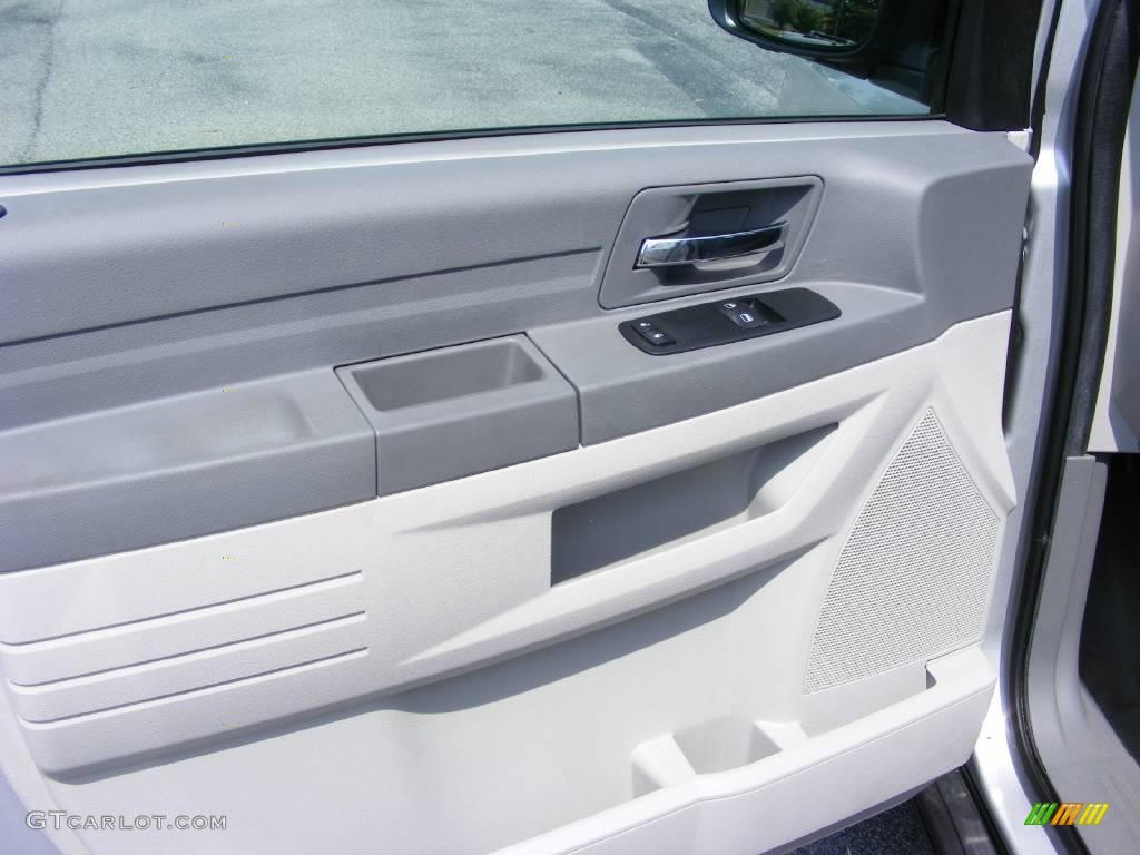 2008 Grand Caravan SE - Bright Silver Metallic / Medium Slate Gray/Light Shale photo #12