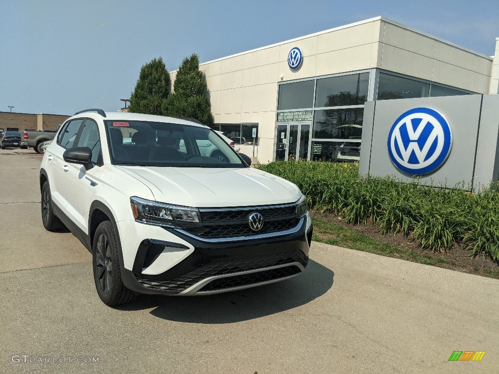 2022 Volkswagen Taos S 4Motion Exterior Photos
