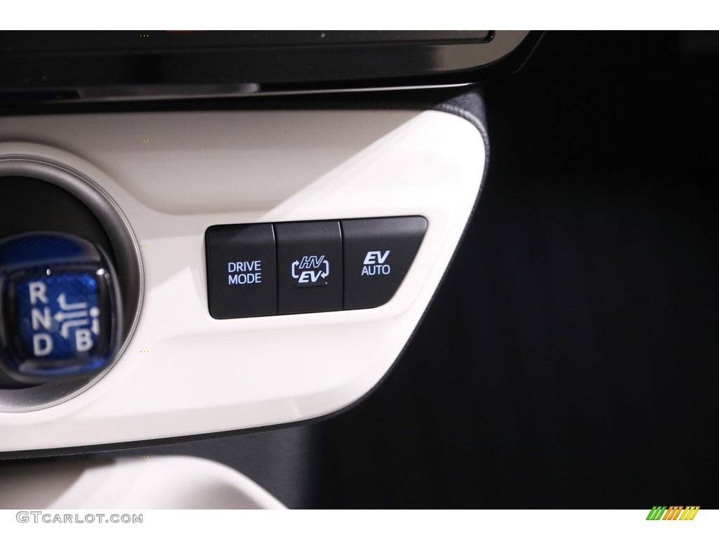 2019 Prius Prime Advanced - Classic Silver Metallic / Moonstone photo #15