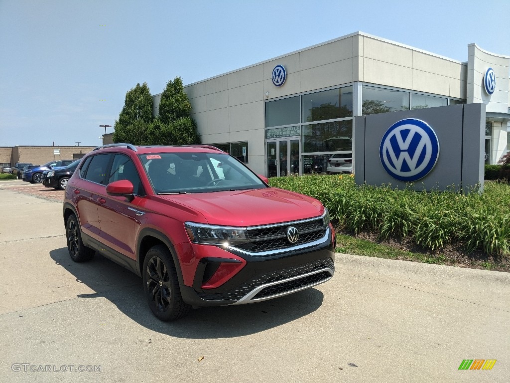 2022 Kings Red Metallic Volkswagen Taos SE 4Motion 142391089